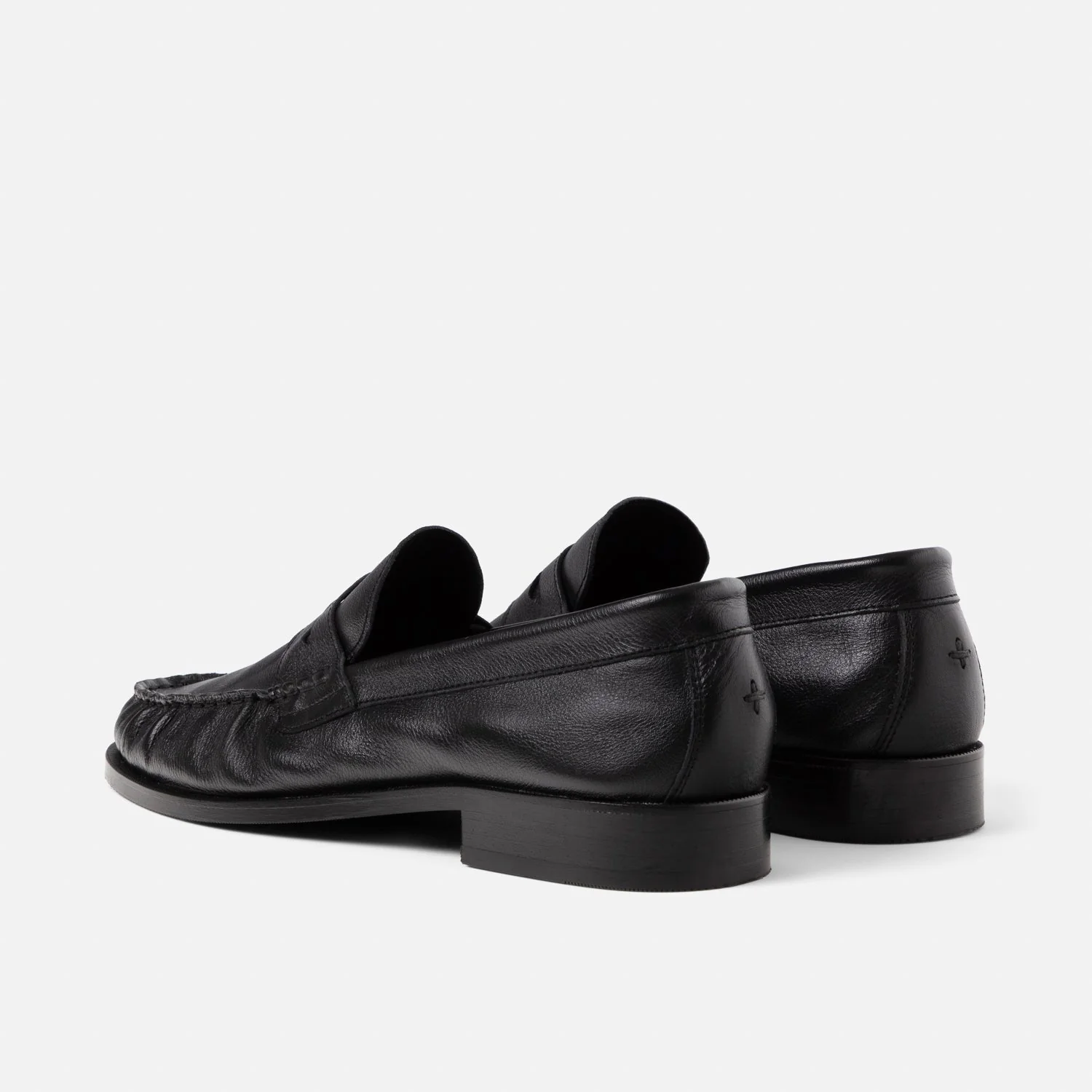 Ezra Black Tumbled Ruched Loafer - Men's - Image 6